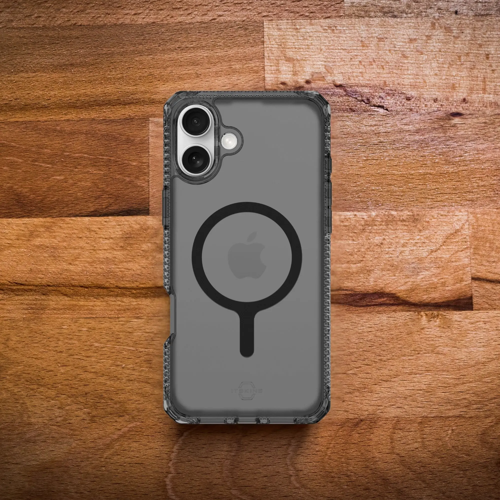 Case ItSkins Hybrid R Vapor con MagSafe para iPhone 16 - Negro - Image 9